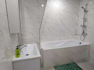 Апартаменты Апартаменты новострой улица Замостянская 34 А Винница Апартаменты с общей ванной комнатой-34